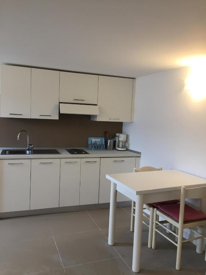 Casa Mary Apartment Бренцоне сул Гарда Екстериор снимка